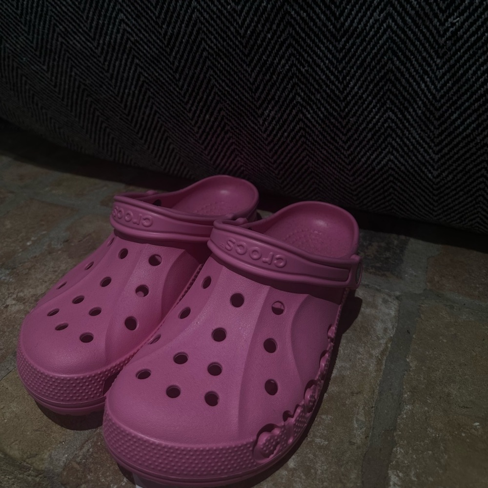 Pink crocs - Picture 3 of 3